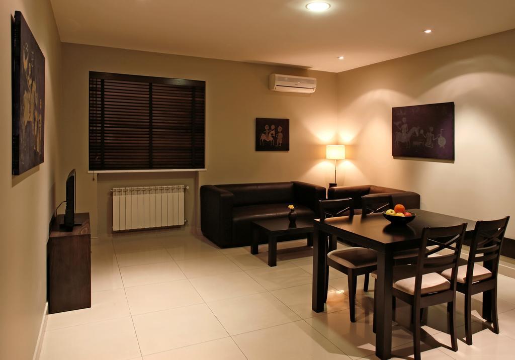 Hotel Meg Yerevan Exterior photo